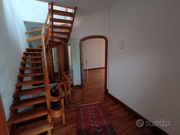 Villa a schiera con GIARDINO e TERRAZZA
