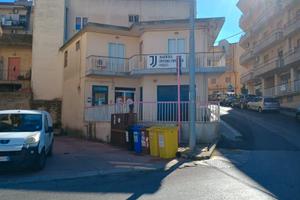 Locale in via San Giuliano 111L, 60mq