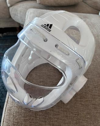 Casco arti marziali