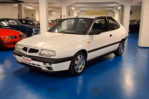 LANCIA Delta 2.0 TURBO 16V HF**1 PROPRIETARIO*51