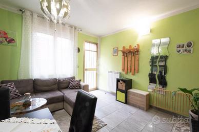 VILLA A SCHIERA A MOGLIA