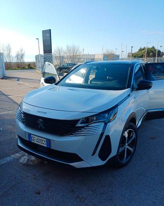 Peugeout  suv 3008 Gt Pack 1.5 blue hdi