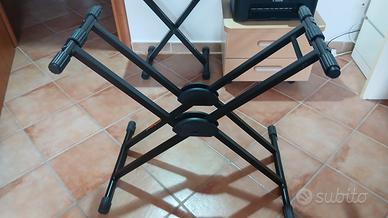 Doppio supporto per tastiera