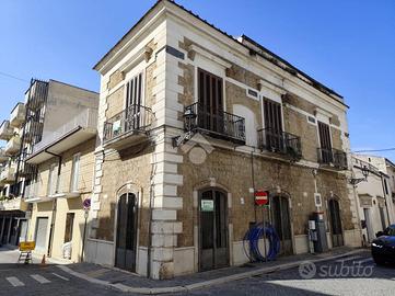 CASA SEMINDIPENDENTE A SANTA MARIA A VICO