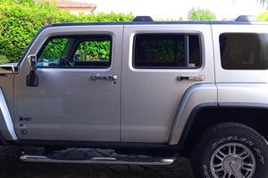 Hummer H3