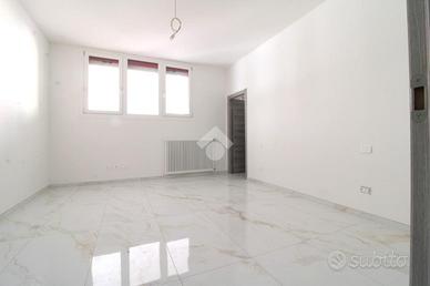 3 LOCALI A SASSUOLO