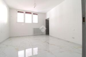 3 LOCALI A SASSUOLO