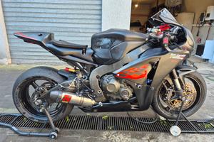  Honda cbr 1000 anno 09 