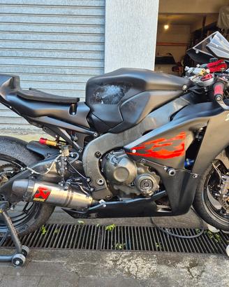  Honda cbr 1000 anno 09 