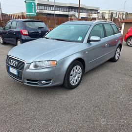 Audi A4 2.0 16V TFSI Avant quattro