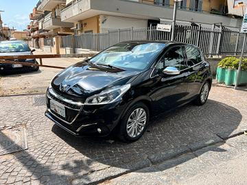 Peugeot 208 BlueHDi 75 5 porte Allure