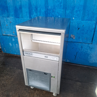 Fabricatore di ghiaccio usato 30 kg/24