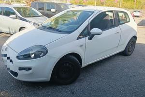 Fiat Punto 1.3 MJT II 75 CV 3/€1500