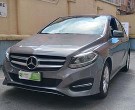 MERCEDES-BENZ B 180 d Executive GUARDA L'