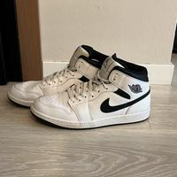 Nike Air Jordan 1