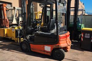 Carrello elevatore elettrico 2500kg STILL