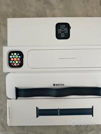 Apple watch se (2nd Gen) 44mm Cellular