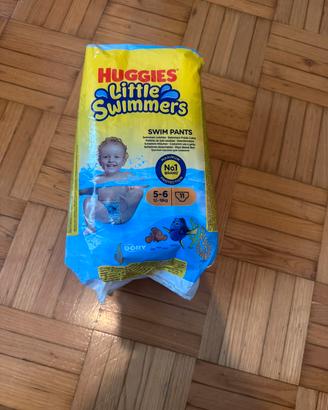 Pannolini costumino 12/18kg huggies