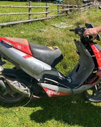 SCOOTER APRILIA