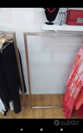 stock negozio scaffalatura 