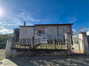 Casa indipendente con giardino a Narcao