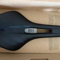 Sella Fizik Vento Antares R1 140mm
