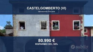 Immobile in asta di 323 m² con più di 5 locali a C