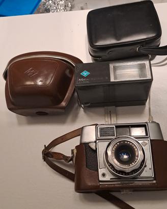 prima macchina  fotografica agfa con flash