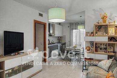 Appartamento di 115 m² con 3 locali e box auto a Z