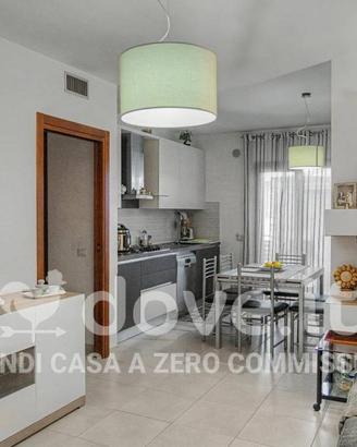 Appartamento di 115 m² con 3 locali e box auto a Z