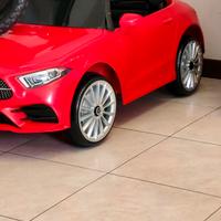 Mercedes elettrica per bambini 