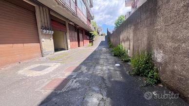 Garage / Posto Auto a Mascalucia