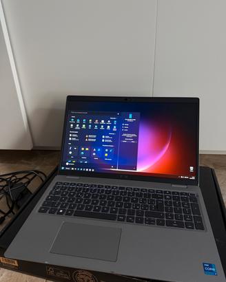 Dell Latitude 5530 i7, 32gb ram, 500gb ssd