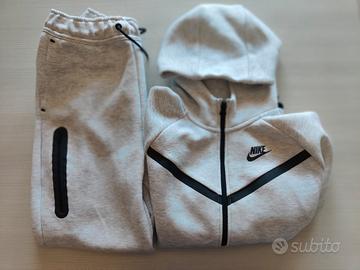 Tuta Nike Tech 