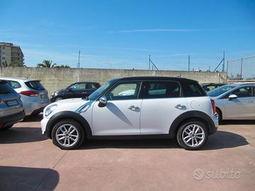 Mini Cooper D Countryman 1.6 Business - automatico
