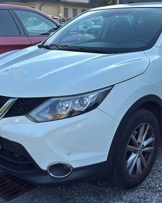 Nissan Qashqai 1.2 DIG-T Acenta