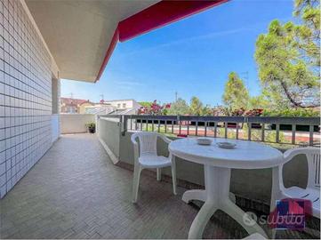 Appartamento di 109 m² con 4 locali e box auto a R