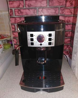 De' Longhi Mgnifica S
