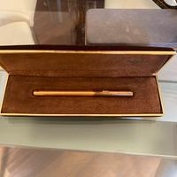 Penna aurora vermeil