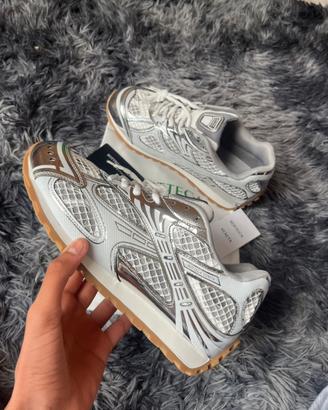 Bottega Veneta Orbit