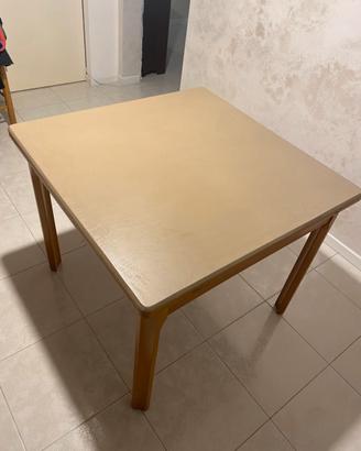 Tavolo cucina soggiorno