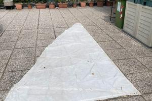 vela per fiocco deriva o per riparazione