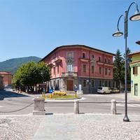 Ranica con box e giardino privato