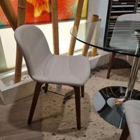 4 sedie in pelle ecologica della Bontempi