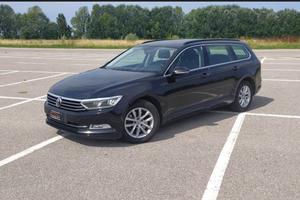 Volkswagen Passat Highline 2.0 TDI 150CV #11280