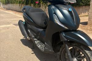 Beverly 300s 08/2022