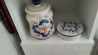Vaso e cofanetto in ceramica Deruta 
