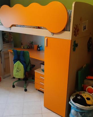 cameretta con letto a castello