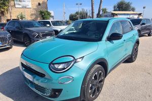 FIAT 600 Hybrid 110 CV DCT MHEV La Prima