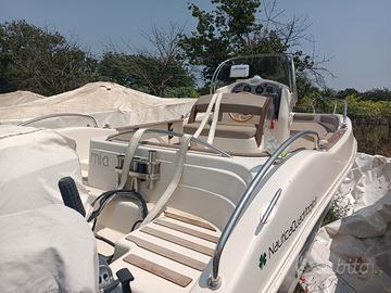 Prestige One 19.2 con Selva 40 Murena